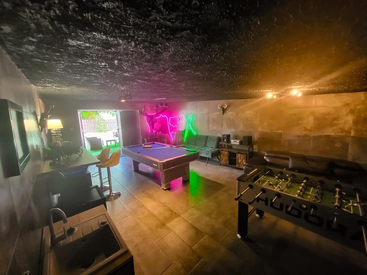 Holiday Home Vegas - House And Garten For Exclusive Use Колчево Экстерьер фото